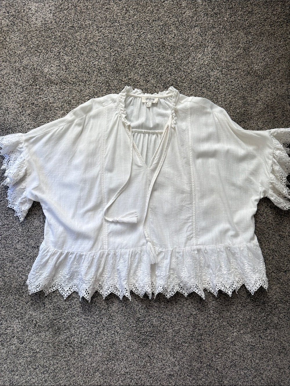 Umgee White Boho Peasant Tunic with Lace Trim